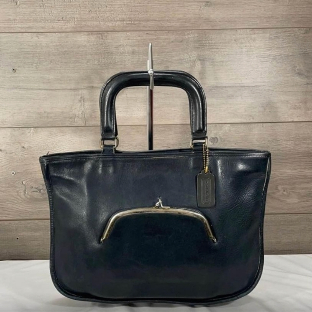 Pre-Creed Vintage Coach Watermelon Tote №9440 in Navy